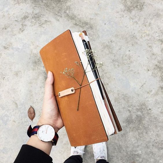 You are currently viewing Cách đơn giản để bắt đầu viết sổ tay