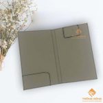 Bìa Da Kẹp Bill Tính Tiền May Viền Ép Logo SHYNH PREMIUM -222 6 bia kep bill tinh tien bang da may vien ep logo shynh premium 222 tphcm 13