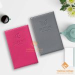 Bìa Da Kẹp Bill Tính Tiền May Viền Ép Logo SHYNH PREMIUM -222 3 bia kep bill tinh tien bang da may vien ep logo shynh premium 222 tphcm 8