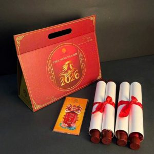 Xưởng Sản Xuất Sổ Tay 21 Set Quà Tết ” XUÂN VINH PHÚC ” – Hộp Giấy Cao Cấp , Set lì xì 10 cái, Cặp Liễn Treo Tường